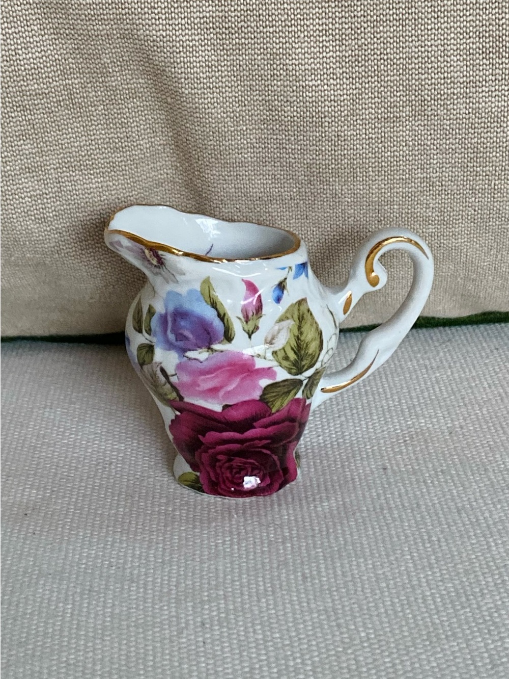 Vtg 2003 A Special Place Rose Floral Porcelain Mini Creamer Pitcher Gold Trim